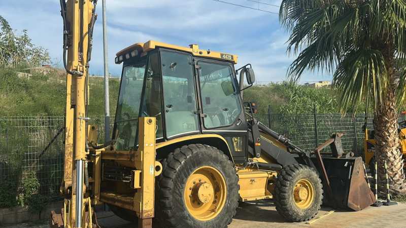OmecoHub - CATERPILLAR 442D